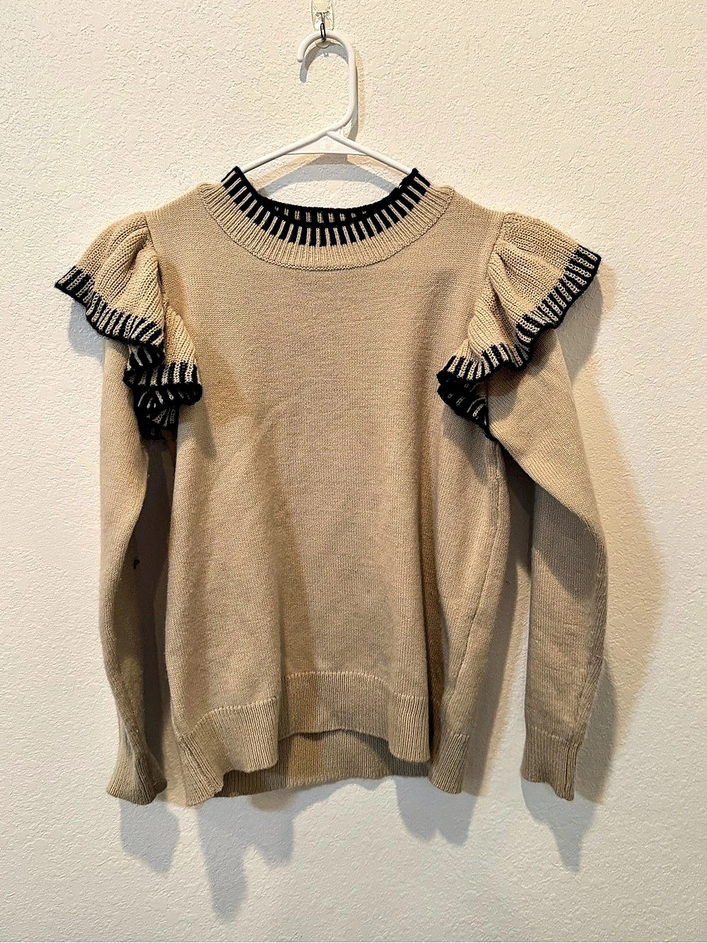 JODIFL Ruffle Sleeve Color Block Sweater in Brown & Black Size Small
